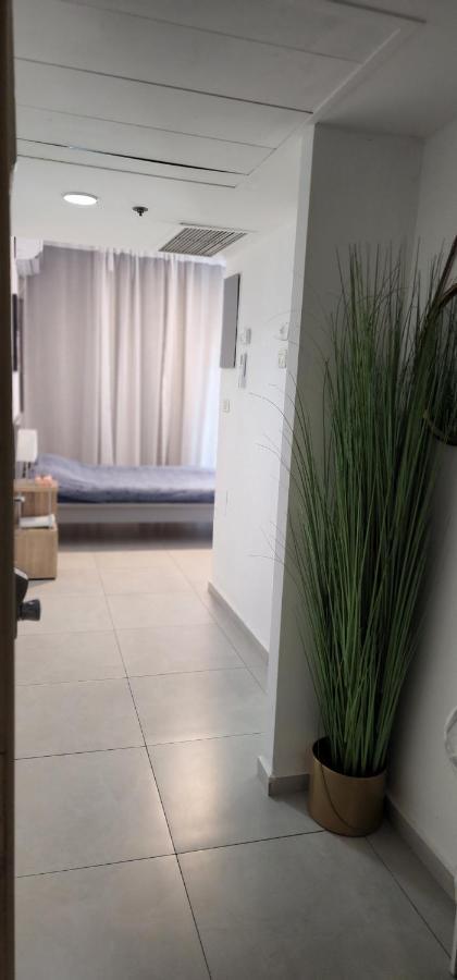 דירת חדר יפה ונעימה באיזור פסטורלי ושקט Apartment Зихрон Яков Екстериор снимка